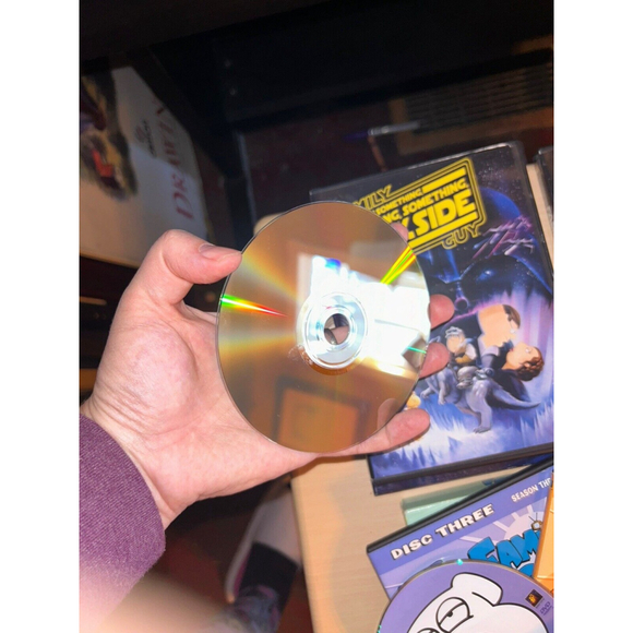 Family Guy: Vol 1 - Season 1,2/vol 2 Season 3/Dark Side/Its A Trap, Untold Story - Picture 4 of 14